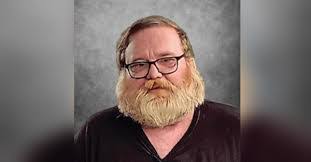 Linda Crossland's Instagram, Twitter & Facebook