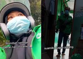 Vidio syur bidan dan dokter yang lagi viral dan menyebar luas astagfiruwloh semoga tidak terjadi lagi dan membuat jelek. Ojol Viral Terbaru 2021 Berita Driver Ojol Gorontalo Hari Ini Terkini Terbaru Viral Populer Hulondalo Id Berita Terbaru Hari Ini 16 Januari 2021 Info Viral Terkini Jokowi 1 Fraksi Tv Merupakan Channel Yang