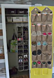 Schuhe Aufbewahren 38 Kreative Ideen Zum Nachmachen Diy Schrankturen Schranktur Kleiderschrank