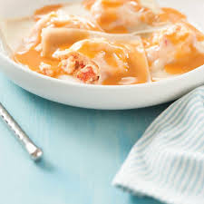 Raviolis De Homard Sauce Au Beurre Au Homard Ricardo Recipe Lobster Ravioli Lobster Butter Sauce Ricardo Recipe