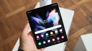 Pure flex with every fold Galaxy Z Fold 3 5g Und Z Flip 3 5g Samsungs Falt Smartphones Werden Erwachsen Heise Online