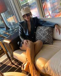 هذه المسألة تقع لبعض العامة، بعض العوام يظن أن الحامل لا يقع عليها طلاق، ولا أدري من أين جاءهم هذا الظن، وهو لا أصل له في كلام العلماء، ليس له أصل، بل الذي عليه أهل العلم. Tahra Tahraofficial Instagram Photos And Videos