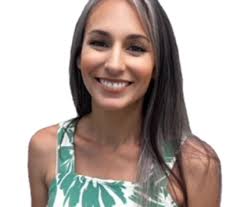 Monica Lake's Instagram, Twitter & Facebook