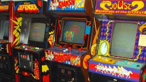 Pacman, donkey kong, super mario bros, sonic the hedge hog and dragon's lair. The 50 Best Arcade Games Of All Time Ever Techradar