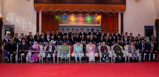 Tujuan menyediakan biasiswa kepada pelajar cemerlang yang mengikuti kursus dalam bidang stem (sains, teknologi, kejuruteraan dan matematik) sahaja. 26 Pelajar Unimas Terima Biasiswa Yayasan Sarawak Tun Taib Utusan Borneo Online