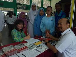 Video tayangan (smk convent teluk intan). Tajuk Lawatan Ke Karnival Smk Convent Teluk Intan Facebook