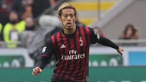 Ama klubu bu caponu isteyen psv, ajax ve alkmaar a coktan 10 milyon euro cekti bile. Sounders Pursuing Keisuke Honda Of Ac Milan Sources