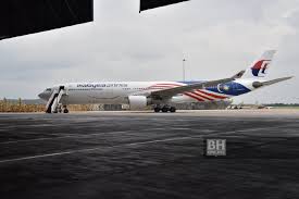 Kisah juruterbang nuri diserang komunis sumber: Malaysia Airlines Laksana Pelan Kecemasan Susun Semula Perniagaan