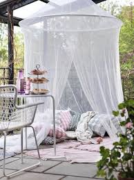 33 Romantic Outdoor Canopies And Tents Made With Mosquito Nets And Fabrics Diy Summer Decorating Ideas Outdoor Reading Nooks Ikea Garden Dream Decor