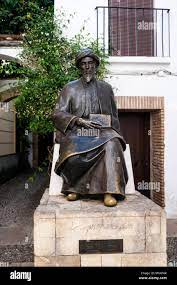 Monument To Maimonides Banque D'image Et Photos - Alamy