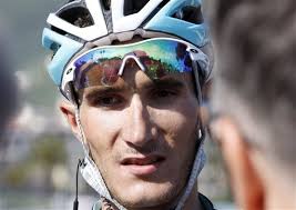 Belgian cyclist Wouter Weylandt dies in Giro crash