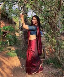 Mithuka mohanan hot navel images. Malavika Mohanan Aka Malavikamohanan Photos Stills Images