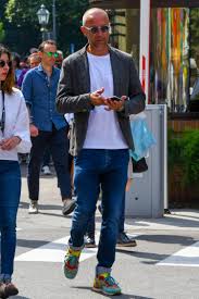 ジャケット ジーンズ コーデ メンズ特集 ドレスとカジュアルをミックスしたこなれ感あふれるジャケパンスタイルを紹介 メンズファッションメディア otokomae メンズファッション メンズ コーデ ジャケパン スタイル