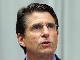 University of Alabama law school dean to retire at the end of June