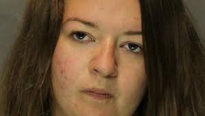 Lebanon woman pleads not guilty to robbery