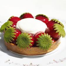 La Tarte Aux Fraises Sucre Cassonade Et Creme De Bresse Par Francois Perret Chef Patissier Du Ritz Paris Un Grand Grand Moment De Degustation Que Je Doce