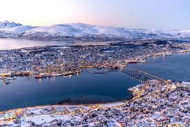 I forbindelse med at arctic race arrangeres i tromsø for andre gang, ønsker sykkelarrangementet frivillige for å lage folkefest. Winter In Tromso Das Tor Zur Arktis Fernweh Motive