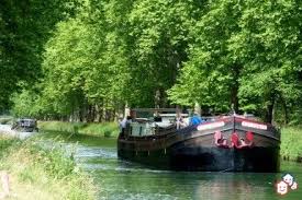 Pour Votre Futur Achat Immobilier Dans Le Bas Rhin Vous Cherchez Un Bateau Habitable Cette Peniche Situee A Esch Maison A Vendre Achat Immobilier Immobilier