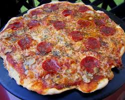St Louis Style Pizza Cracker Thin Crust So Good Recipes Food No Yeast Pizza Dough