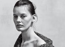 Amanda Murphy's Instagram, Twitter & Facebook