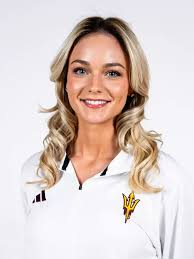 Hannah Scharf's Instagram, Twitter & Facebook