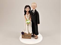 Short Bride Tall Groom Wedding Cake Topper By Mudcards Wedding Cake Toppers Handmade Wedding Cake Toppers Short Bride