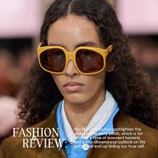 MiuMiu S/S25 is bathed in simplicity to echo that of youth, showing the  traditional traits of clarity and authenticity, but through fashion. The  collection's shining star is a white cotton dress, which