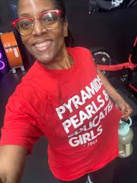 Our ladies in our Over 50 & Fabulous Facebook group sure know how to stay  active! 👟 Thank you to everyone for participating in our #QVCThrivein25  event, tap here > https://qvc.co/joinover50andfabcommunity to