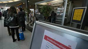 Der chef der gewerkschaft gdl rechnet mit einer deutlichen zustimmung. Bahntarifkonflikt Mehr Lohn Bei Der Gdl Als Im Offentlichen Dienst Institut Der Deutschen Wirtschaft