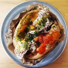 Charle S Instagram Restaurant Du Sabich A Bordeaux Restaurant Vegetarien Bar A Houmous Street Food Ratatouille Orie Chakchouka Caviar D Aubergine Ratatouille