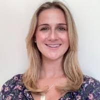 Lindsey Latham's Instagram, Twitter & Facebook