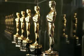 '기생충'의 봉준호 감독은 아시아 출신 감독으로는 네 번째로 오스카 감독상 수상 후보에 올랐다. ìºë‚˜ë‹¤ í•œêµ­ì¼ë³´ ì˜¤ìŠ¤ì¹´