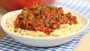 Spaghetti daging sapi gilingtomat segarbawang bombaibawang putihsaos spaghetti siap beli. Resep Spaghetti Bolognese Untuk Si Kecil Ala Thalita Latief
