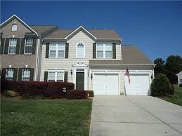 Moss Creek Townhomes Concord Nc Real Estate For Sale Subdivision In North Carolina Mixed Use Community View Mls L Nc Real Estate Townhouse Real Estate