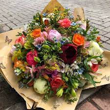Intră pe flori.ro și comandă un buchet de flori din varietatea de buchete clasice. Blog Imagini Cu Flori Si Citate Care Iti Vor Bucura Sufletul
