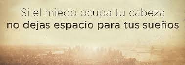 ☑️ las mejores imágenes de portada con frases bonitas de amor y esperanza☑️ hermosas portadas para facebook de tumblr ☑️ comienza este 2018 con la mejor foto de portada de toda internet. 97 Frases Para Fotos De Perfil En Facebook Instagram Tumblr Bonitas