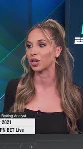 Tamia Rogers's Instagram, Twitter & Facebook