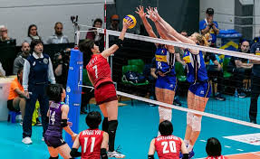 Nella giornata di domenica 25 luglio 2021 scende in campo la nazionale italiana di pallavolo alle olimpiadi di tokyo. Live Italia Polonia 22 25 25 22 25 20 22 25 15 17 Volley Nations League Femminile 2021 Punteggio In Diretta