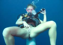 Naked Womens Pussy Swimming in the Sea (67 photos) - sex and porn