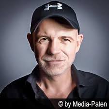 Synchronsprecher von Daniel Craig buchen