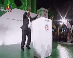 António costa tem sido particularmente claro na defesa de uma mudança das regras orçamentais, nomeadamente da meta do défice de 3%, agora suspensas por causa da crise covid. Top 30 Antonio Costa Gifs Find The Best Gif On Gfycat