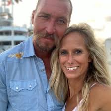 Katie McFarlane (katiecmcfarlane)