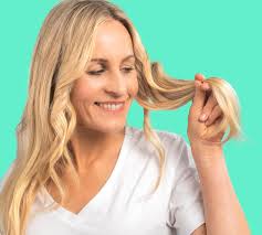 New work 📸 Haircare Campaign for @qandaskin Love this brand! 😊  #commercialmodel #hairmodels #modelsover40 #lifestylemodeling #haircare  #hairandbeauty