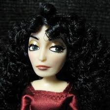 Beverley Watson (@bevwatsonmua)