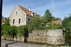 Guyancourt Ferme De Chateauneuf Copyright Tous Droits Reserves Par Julien Motillon Villa