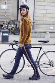 Lassige Streetyles Mit Trendigen Schiffermutzen Findest Du Auf Imwalking Streetstyle Imwalking Schiffermutze Fahrr Schiffermutze Outfit Schuhe Online Shop