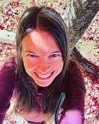 Amy Labounty's Instagram, Twitter & Facebook