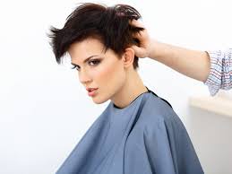 Coupe de cheveux punk rock femme stella mckissack blog ~ coiffure punk femme les 25 meilleures idées de la catégorie coiffures courtes les femmes peuvent porter la coiffure de punk aussi la coiffure punk pour les femmes gagne beaucoup de popularité ces jours ci non seulement pour les coiffure rock pour cheveux mi longs tendance nos idées coiffure rock femme coiffures rock avec mèches de. Coupe Courte Punk Craquez Pour Cette Coiffure Rock