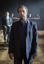 Außerdem hat er selbst eine tochter in. Von Recht Und Gerechtigkeit Schauspieler Bjarne Madel Im Interview Www Emotion De