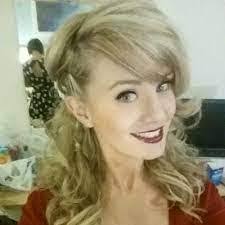 Libby Naylor's Instagram, Twitter & Facebook